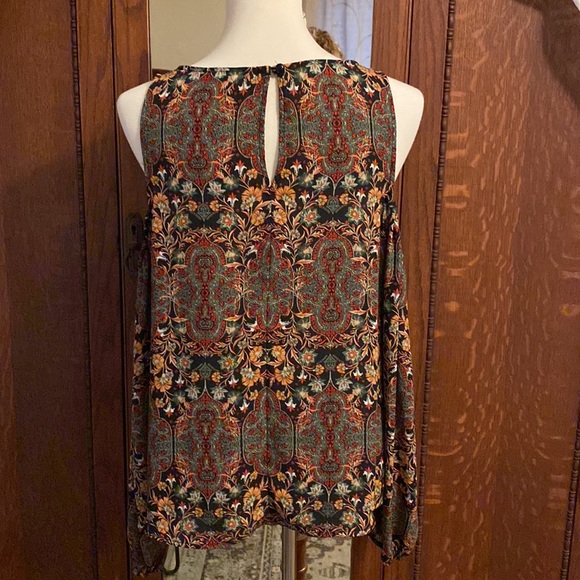 Lily White Bare Shoulder Rayon Blouse - Picture 3 of 5